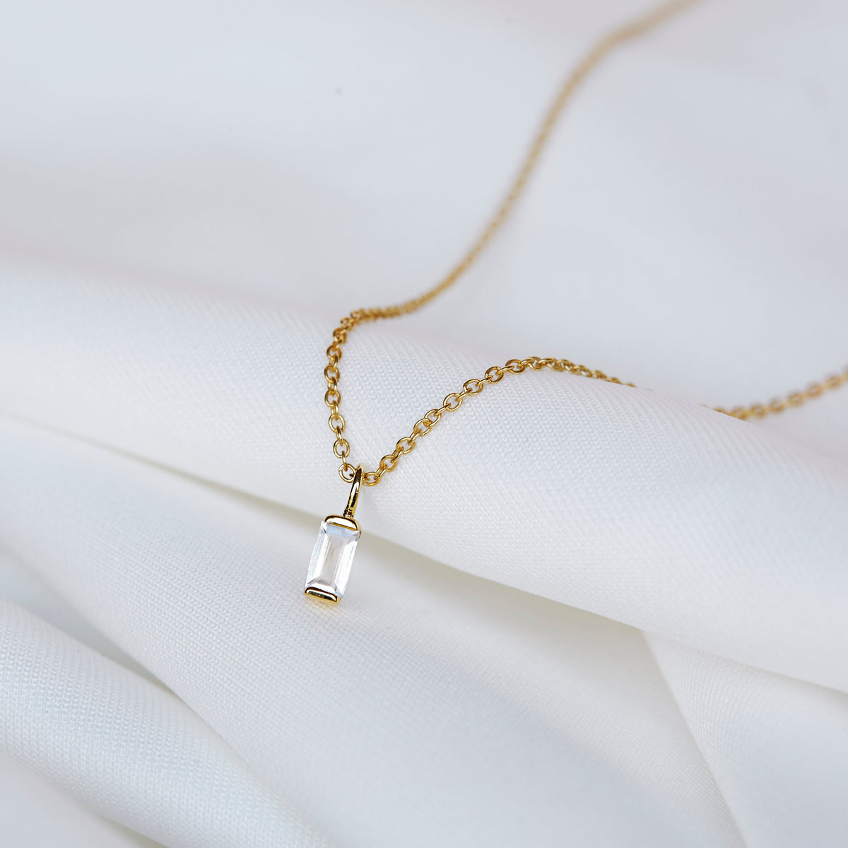 Ria Shine Gold Necklace