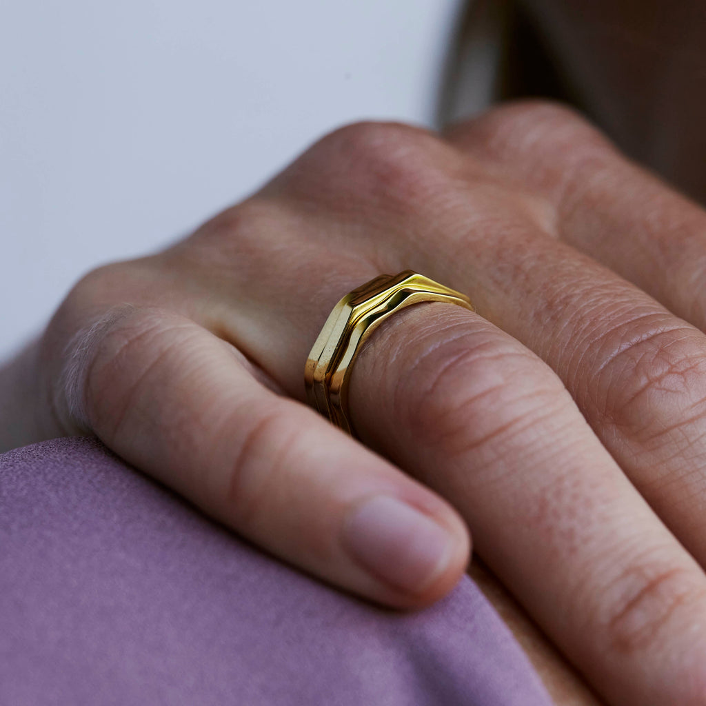 Wobble Stack Ring
